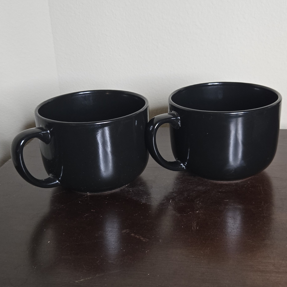 Black Minimalist Ceramic Mugs – Modern Neutral Coffee Cups – Set of 2